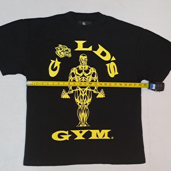 Darc Sport "Gold's Gym" Premium Short Sleeve T-Shirt - Men's size MEDIUM - Picture 8 of 12